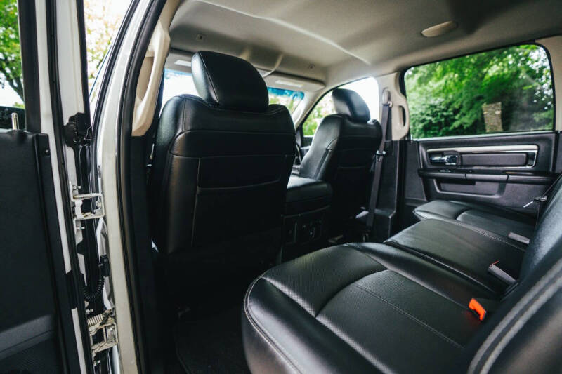 2018 RAM 3500 Laramie