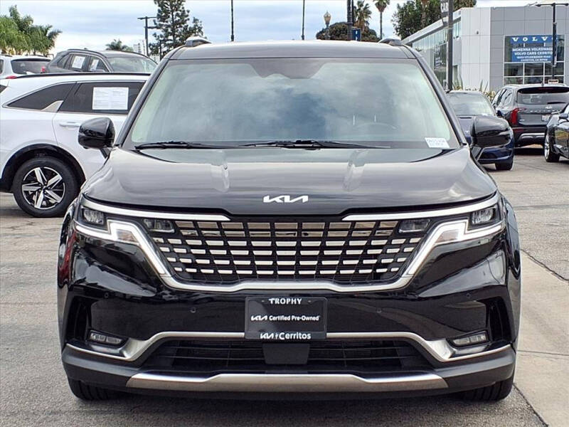 2024 Kia Carnival SX