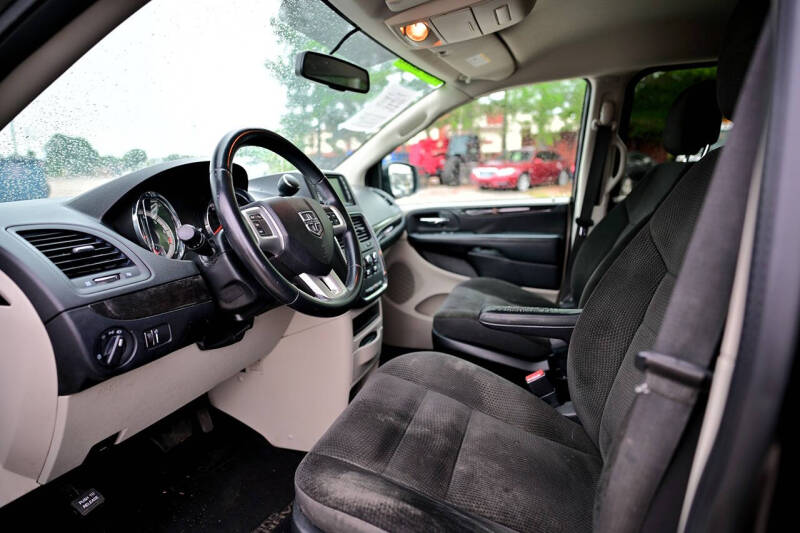 2017 Dodge Grand Caravan SE