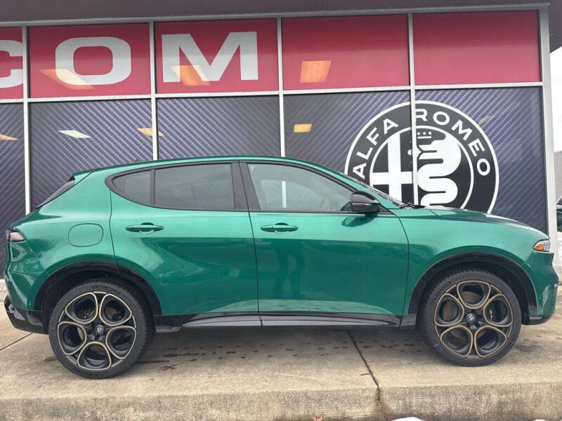 2025 Alfa Romeo Tonale Intensa