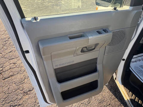 2010 Ford E-Series E-250