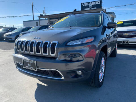 2014 Jeep Cherokee for sale at Velascos Used Car Sales in Hermiston OR
