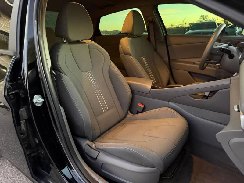 2023 Hyundai Elantra