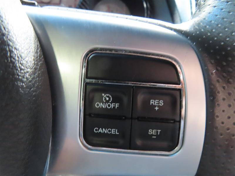 2014 Dodge Challenger SRT8 Core