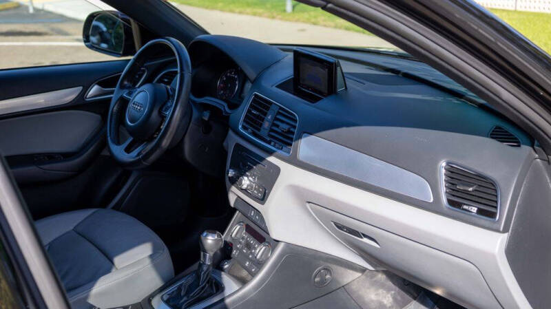 2018 Audi Q3 2.0T Premium