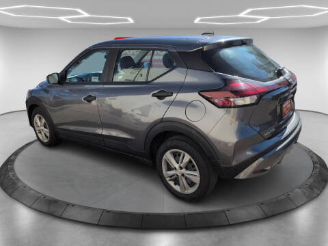 2023 Nissan Kicks S