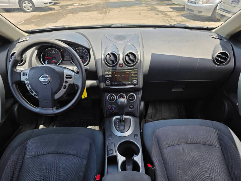 2013 Nissan Rogue S