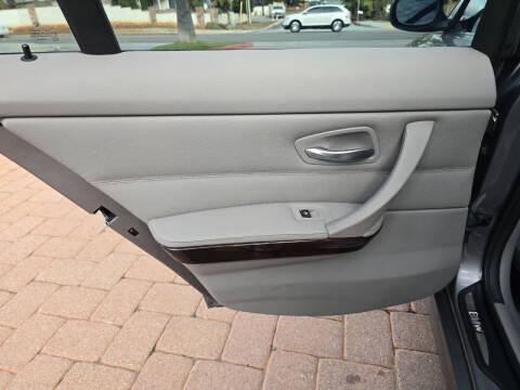 2011 BMW 3 Series 328i