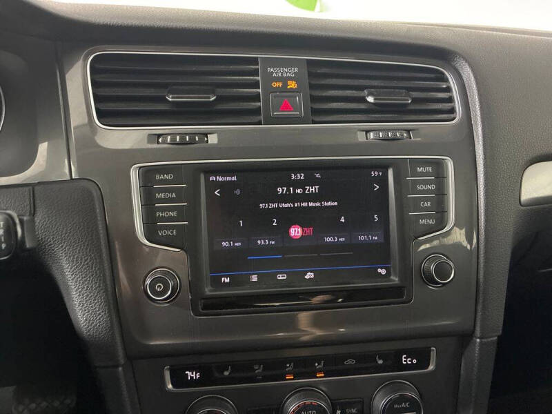 2016 Volkswagen e-Golf SE