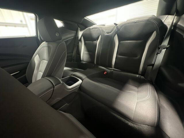 2022 Chevrolet Camaro LT1