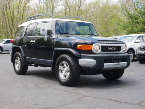 2008 Toyota FJ Cruiser for sale at Canton Auto Exchange in Canton CT
