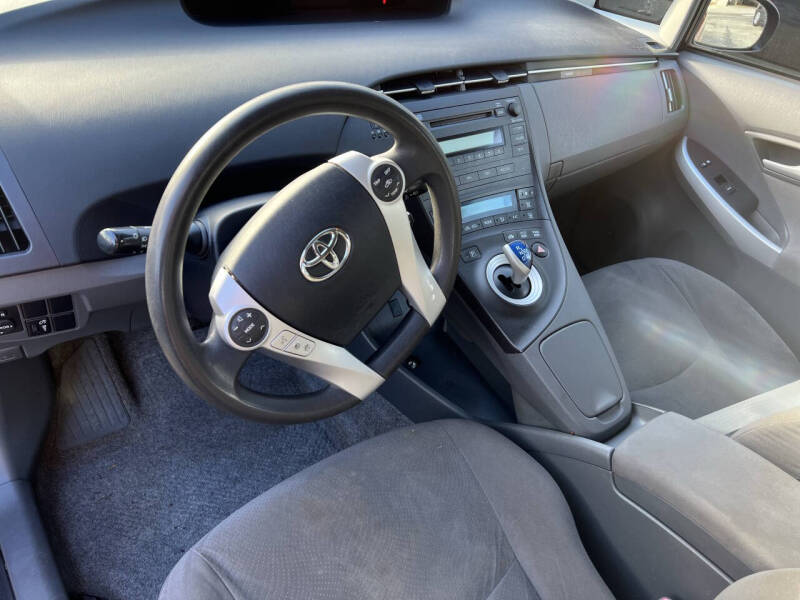 2010 Toyota Prius II