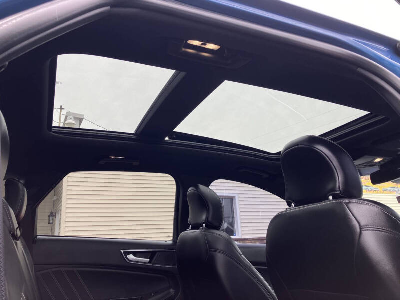 2019 Ford Edge ST