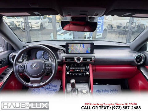 2022 Lexus IS 250C