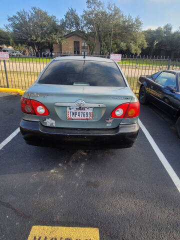 2005 Toyota Corolla LE