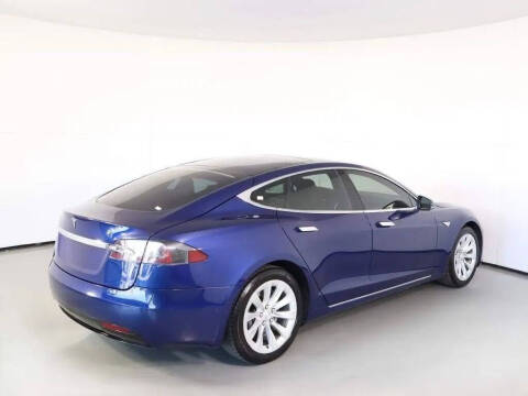2015 Tesla Model S