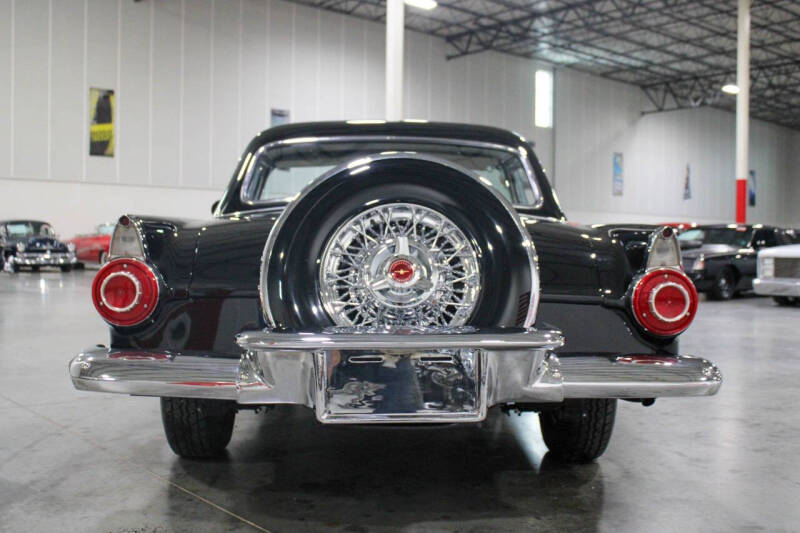 1956 Ford Thunderbird