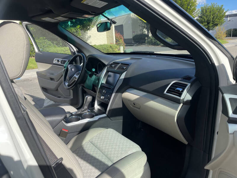 2012 Ford Explorer XLT