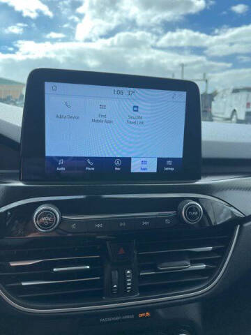 2021 Ford Escape SEL