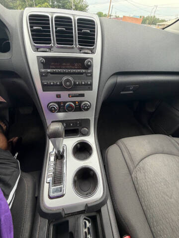2012 GMC Acadia SLE