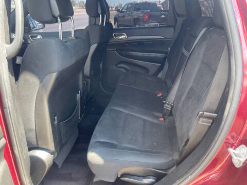 2017 Jeep Grand Cherokee Laredo