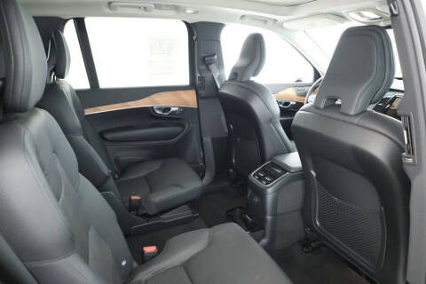 2024 Volvo XC90 Recharge T8 Plus Bright Theme 6P