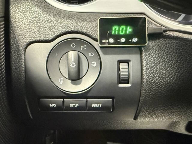 2011 Ford Mustang V6 Premium