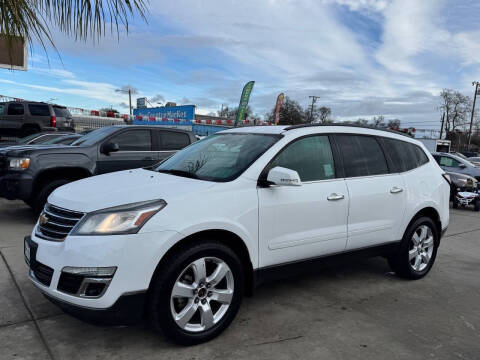 2017 Chevrolet Traverse LT