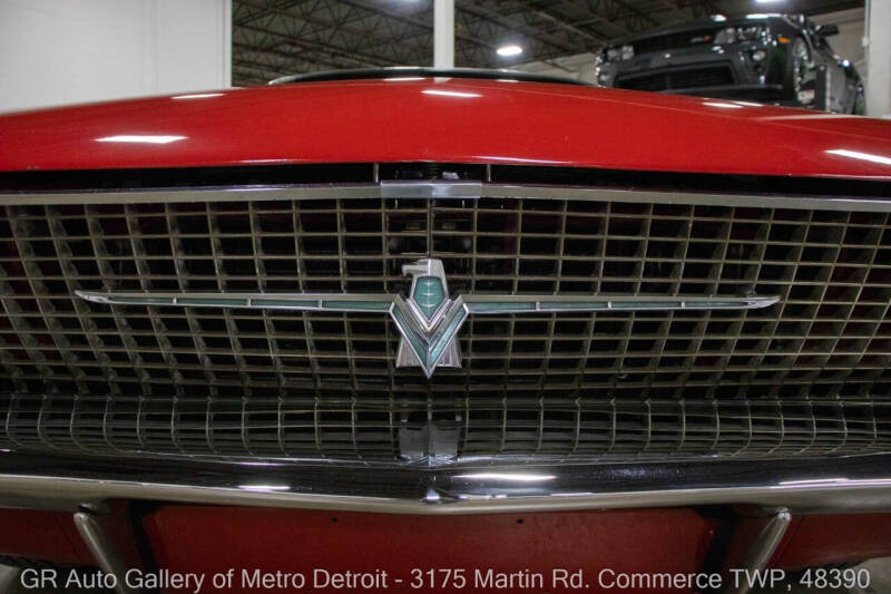 1966 Ford Thunderbird