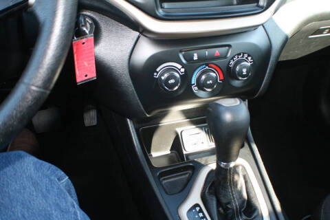 2014 Jeep Cherokee Sport