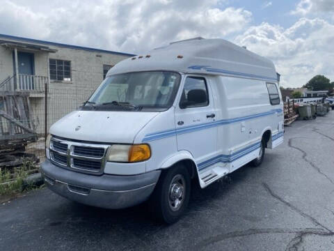 2000 Dodge Ram Van for sale at Blue Bird Motors in Crossville TN