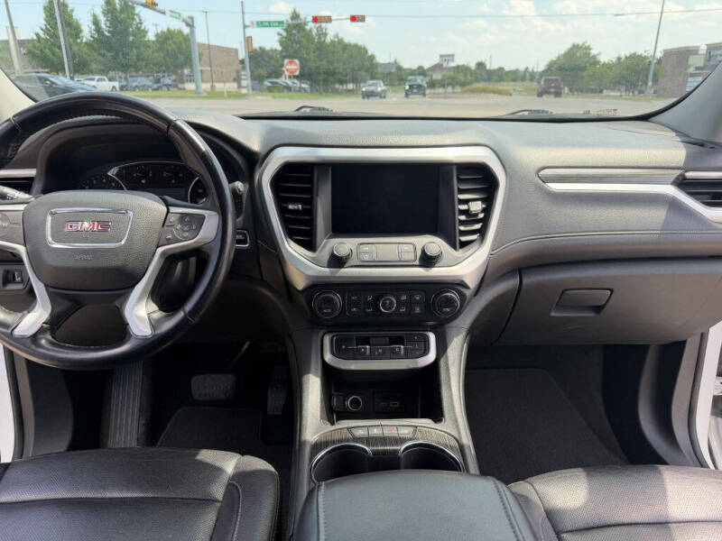 2020 GMC Acadia SLT