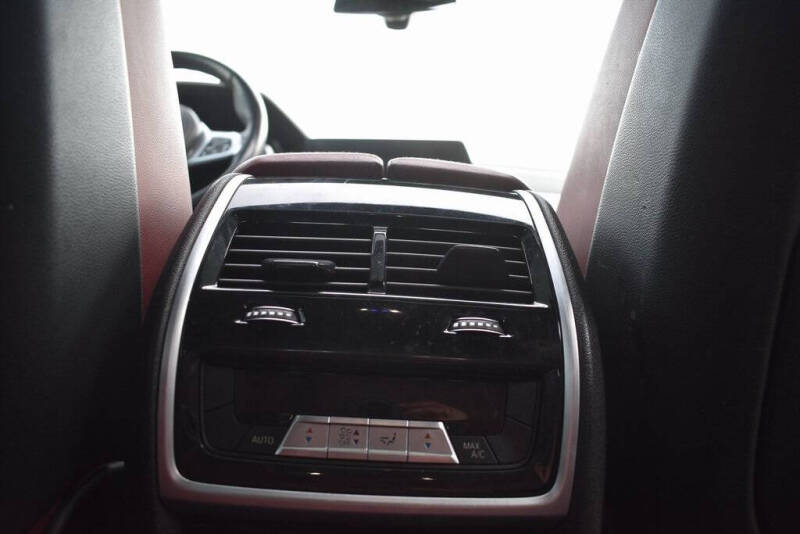 2022 BMW X6 xDrive40i