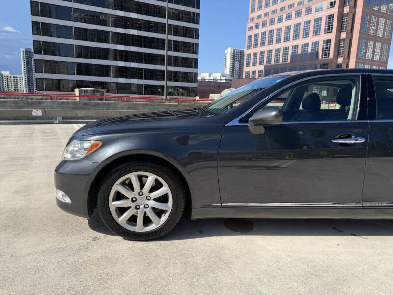 2007 Lexus LS 460