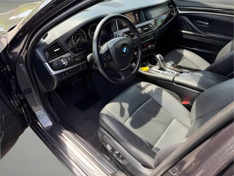 2016 BMW 5 Series 528i xDrive