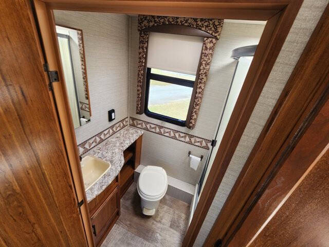 2016 Ford E-Series E-450 SD