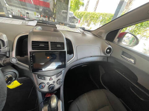 2016 Chevrolet Sonic LT Auto