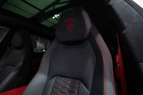 2022 Lamborghini Urus