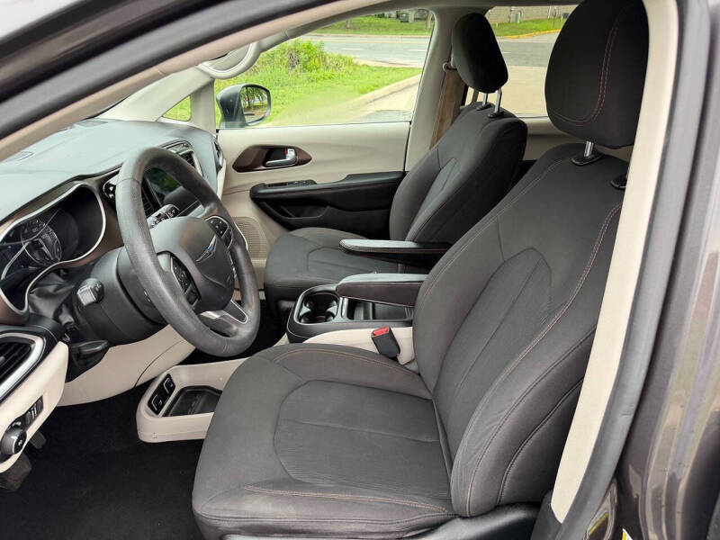 2017 Chrysler Pacifica Touring Plus