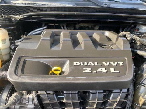 2013 Chrysler 200 LX
