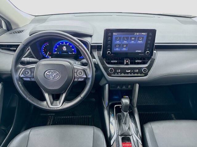 2022 Toyota Corolla Cross XLE