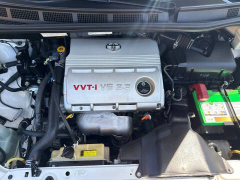 2006 Toyota Sienna CE 8 Passenger