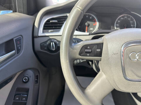 2009 Audi A4 2.0T quattro Premium Plus