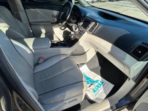 2013 Toyota Venza LE