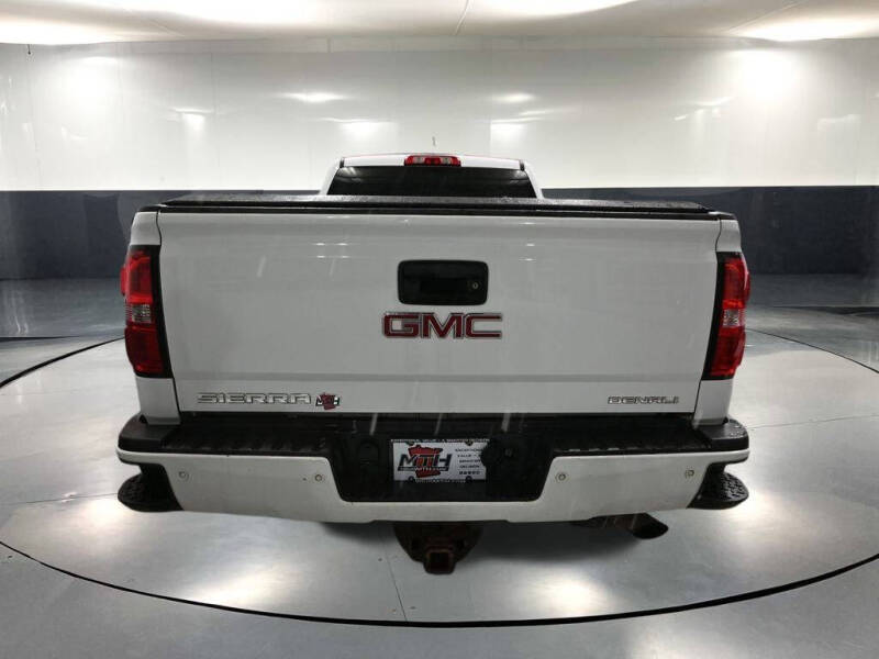 2015 GMC Sierra 2500HD Denali