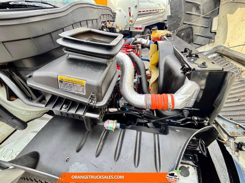 2019 International DuraStar 4300