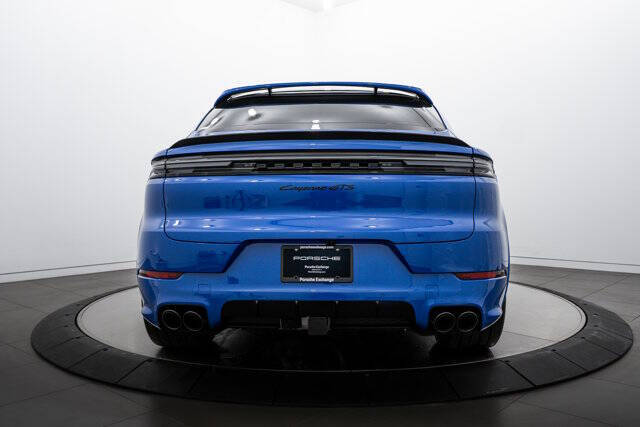 2026 Porsche Cayenne GTS Coupe