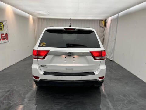 2013 Jeep Grand Cherokee Laredo