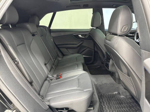 2025 Audi Q8 quattro Premium Plus 55 TFSI