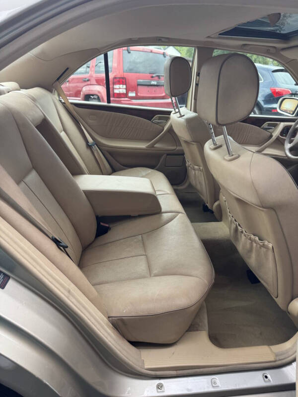 2002 Mercedes-Benz E-Class E 320
